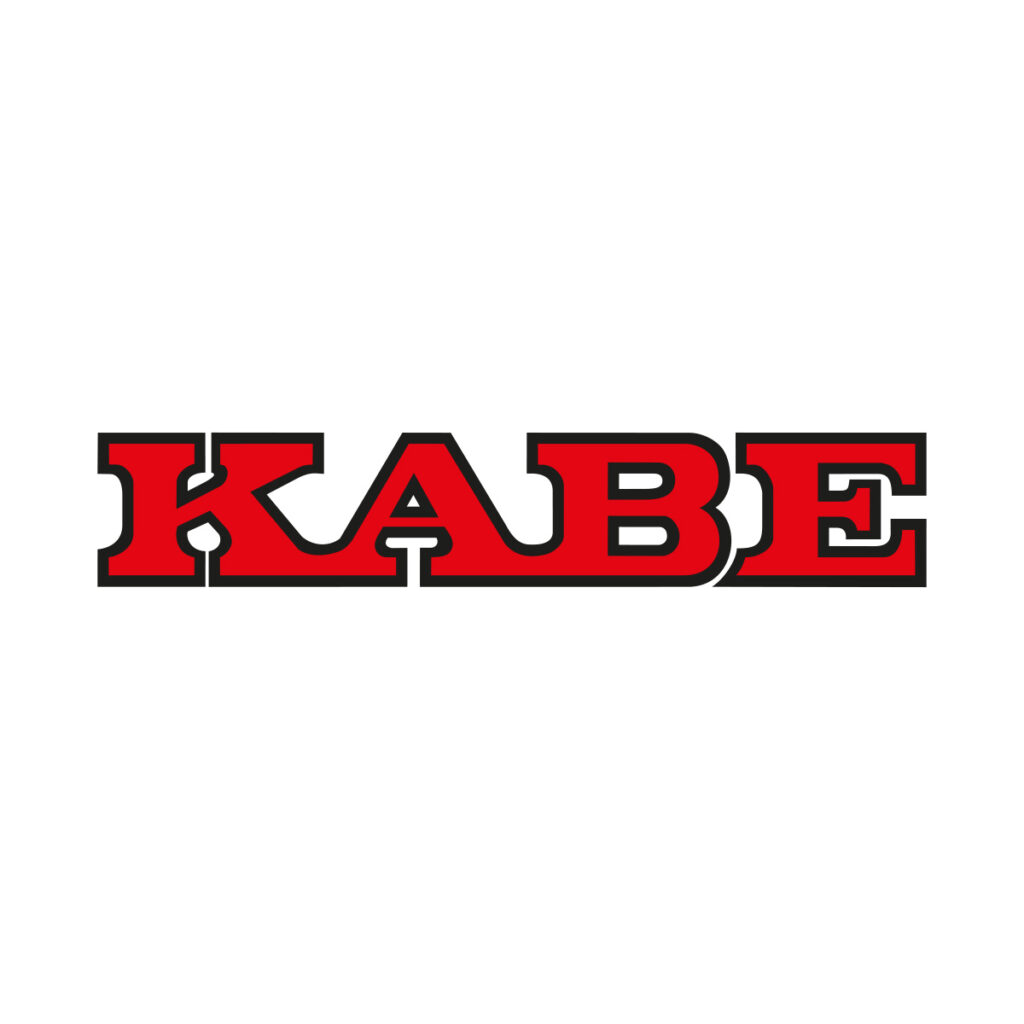 Logo der Marke KABE, dargestellt in roter und weißer Schrift auf einem einfachen Hintergrund. Das Logo symbolisiert Stärke und Qualität der Wohnmobile und Wohnwagen von KABE.