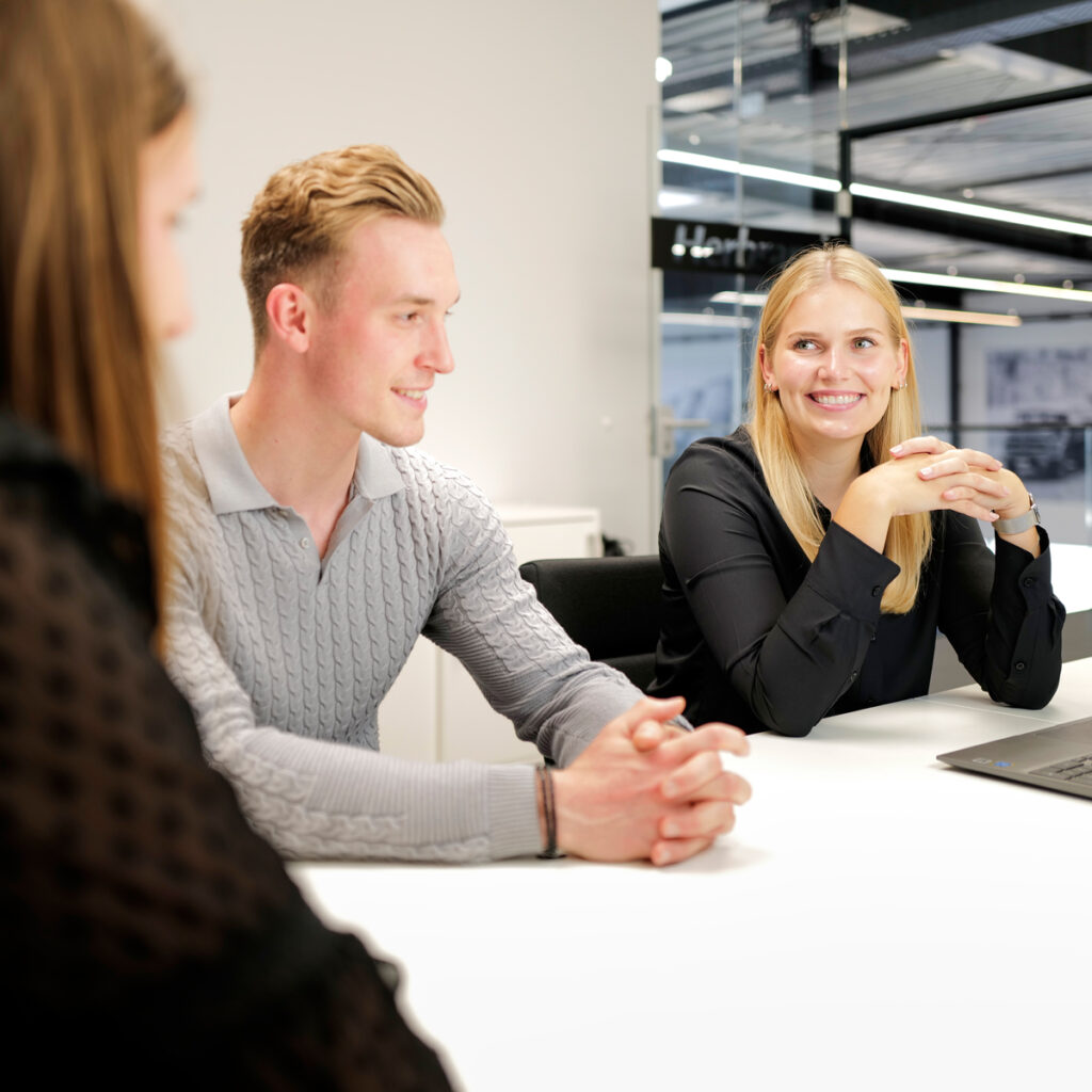 #MeinArbeitsalltag - Support: Ein Tag im Leben unserer Auszubildenden Marlin Delbeck Kauffrau für Büromanagement