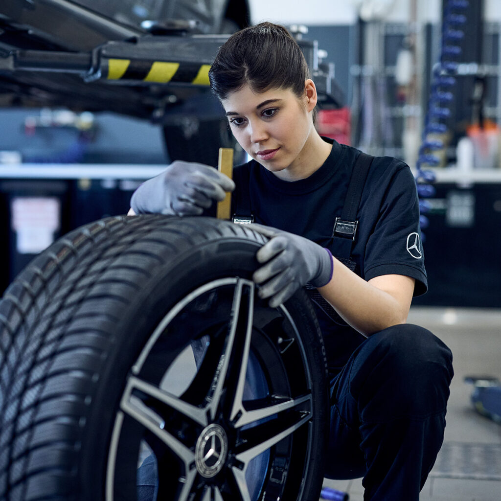 Räderwechsel und Rädereinlagerung bei Mercedes-Benz Herbrand