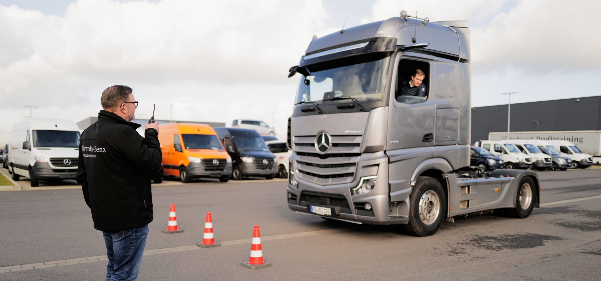 Unsere Berufskraftfahrerschulungstermine in 2025 für den Niederrhein und das Westmünsterland