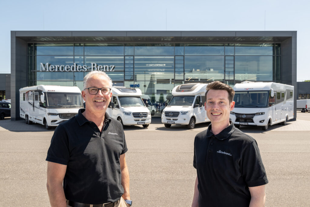 Elegantes Mercedes Krefeld Fichtenhain Fotos