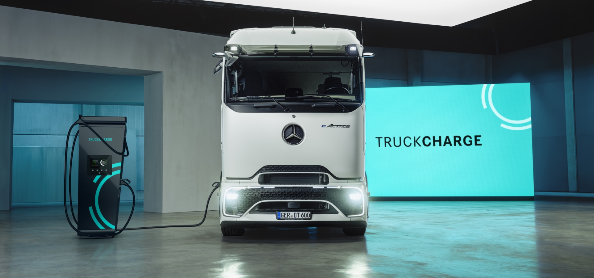 TruckCharge von Mercedes-Benz