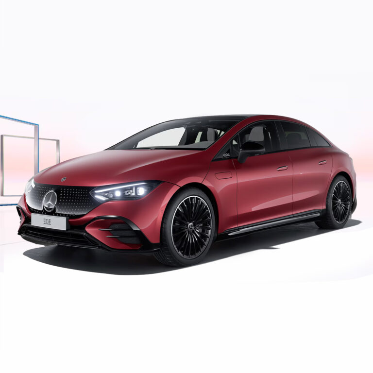 Mercedes- Benz EQE Kampagne EQ Push