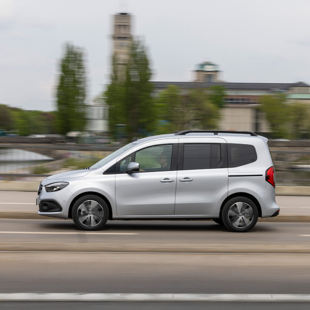 Mercedes-Benz-T-Klasse-Seite-erweitert