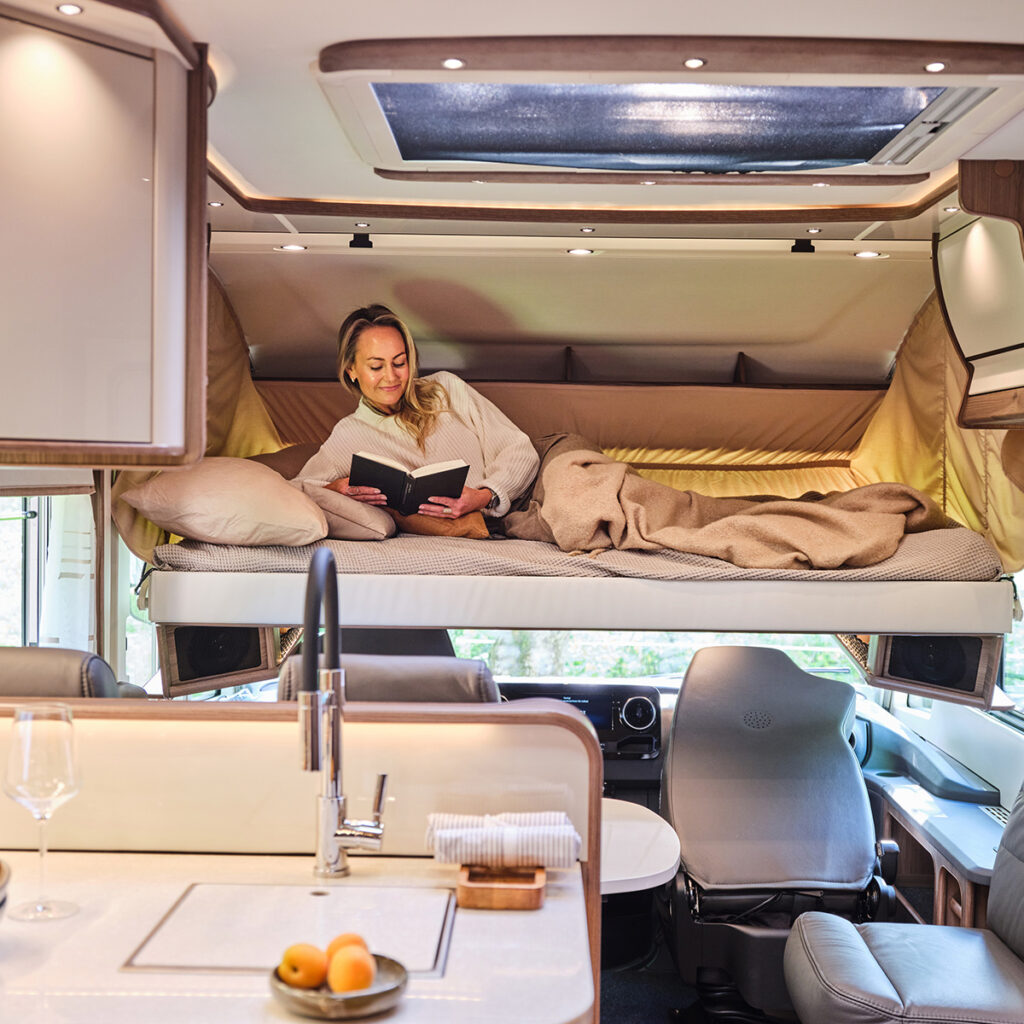 KABE_Wohnmobil_Imperial_Dachbett