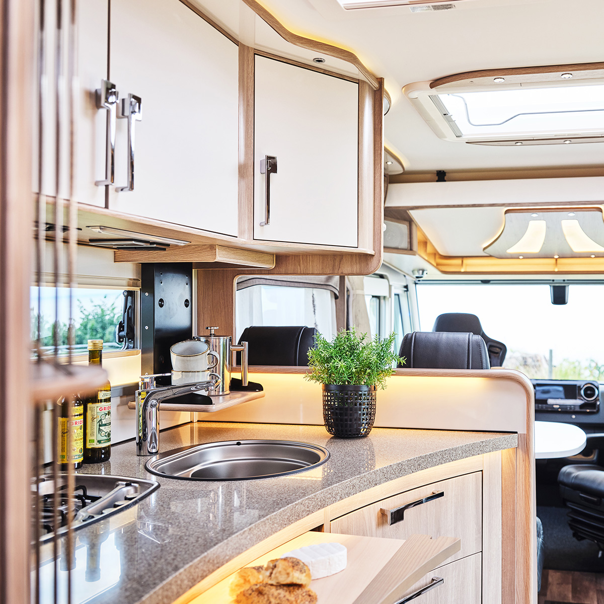 KABE_Wohnmobil_Küche