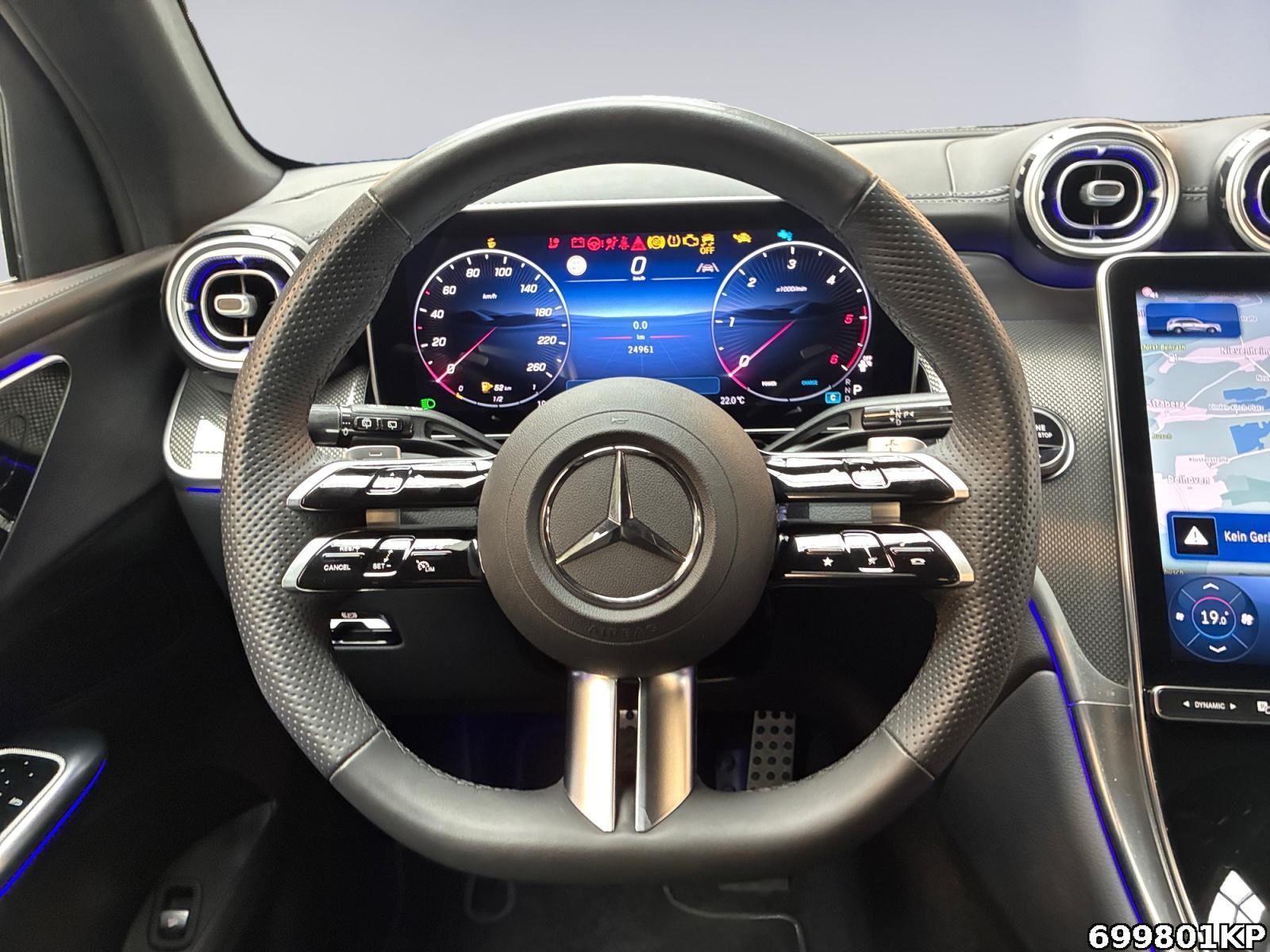 Fahrzeugabbildung Mercedes-Benz GLC 300 d 4M AMG AHK Pano 360° Memory DISTRONIC