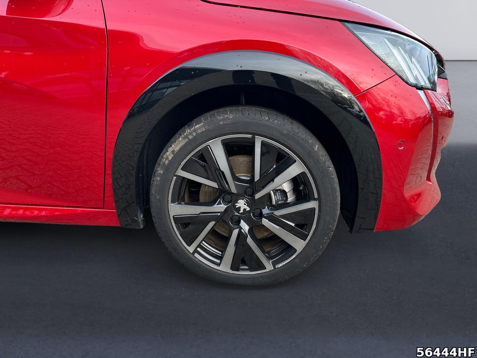 Fahrzeugabbildung Peugeot 208 elektro 136, GT+