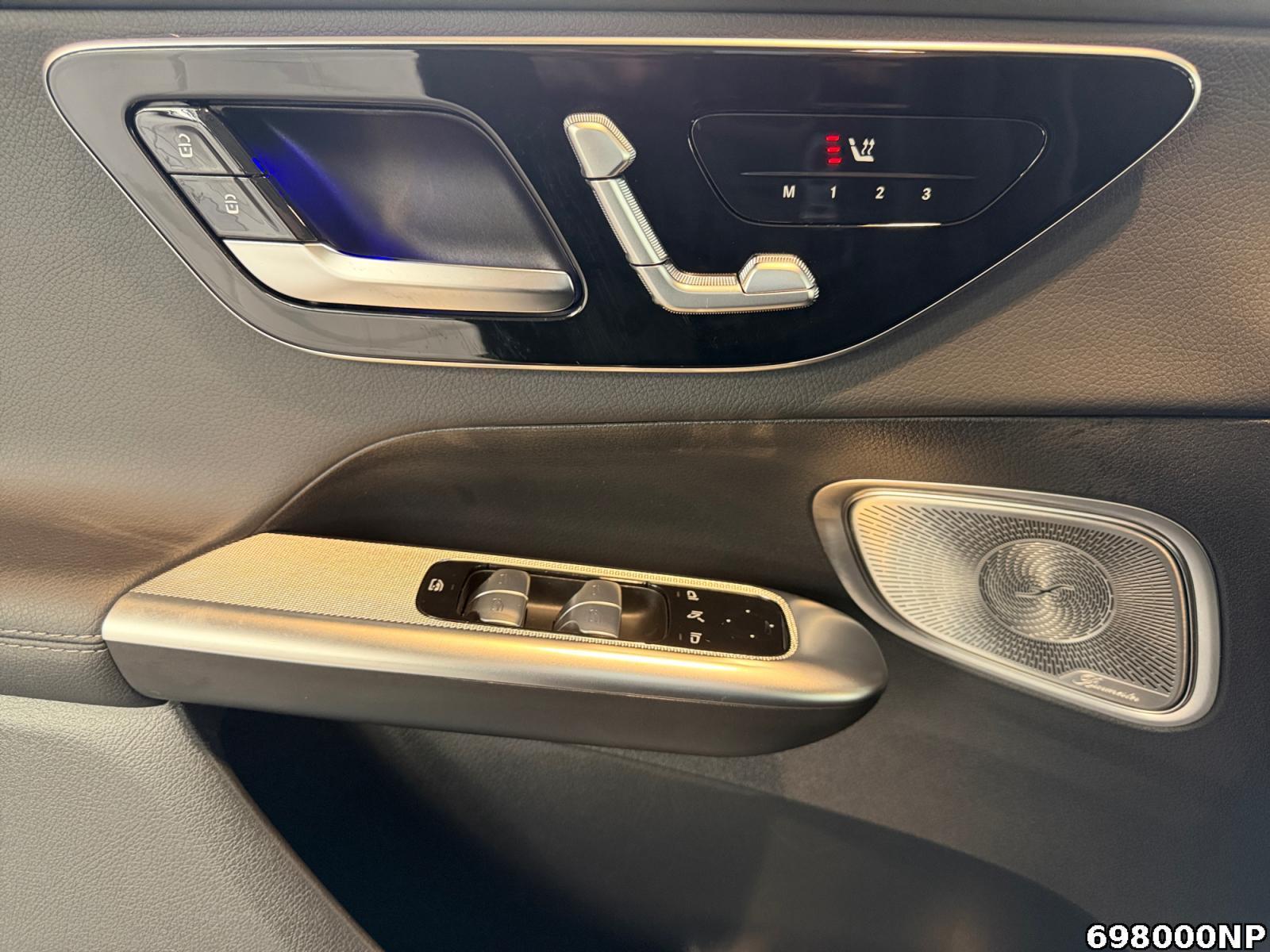 Fahrzeugabbildung Mercedes-Benz GLC 220 d AMG Standheizung Head-Up Pano AHK 360°