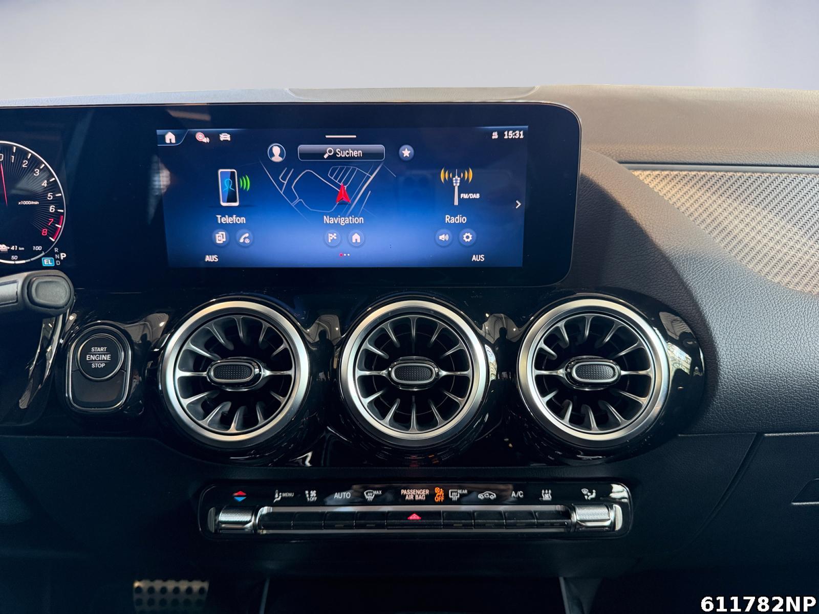 Fahrzeugabbildung Mercedes-Benz GLA 250 e AMG Multibeam KEYLESS-GO Totwinkel