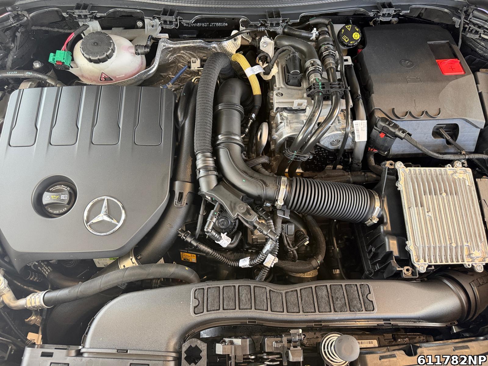 Fahrzeugabbildung Mercedes-Benz GLA 250 e AMG Multibeam KEYLESS-GO Totwinkel