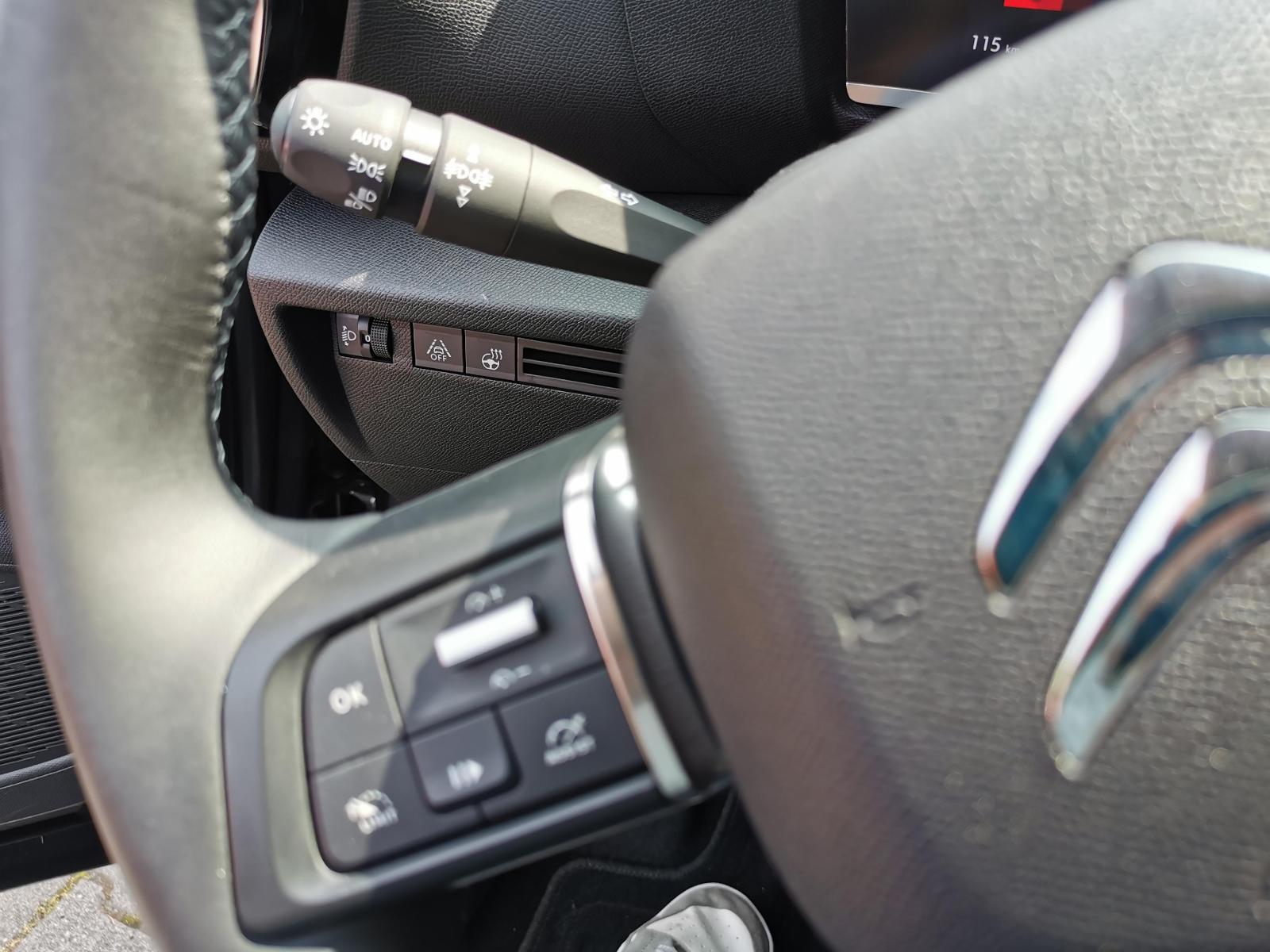 Fahrzeugabbildung Citroën C4 Feel+SHZ+PDC+LED+S&S+USB+ISOFIX+Kamera+ACC+