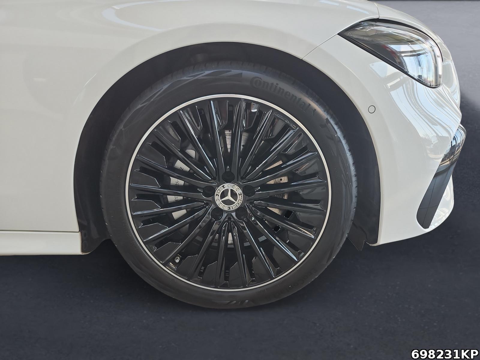 Fahrzeugabbildung Mercedes-Benz CLE 200 Coupé AMG Pano Night DigitalLight
