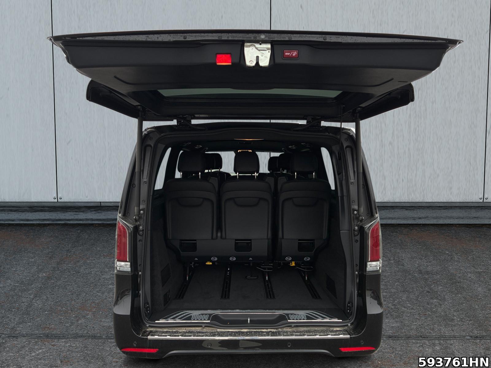 Fahrzeugabbildung Mercedes-Benz V 300 AVG/XXL 4MATIC AMG *8 SITZE*BURMESTER*UVM*
