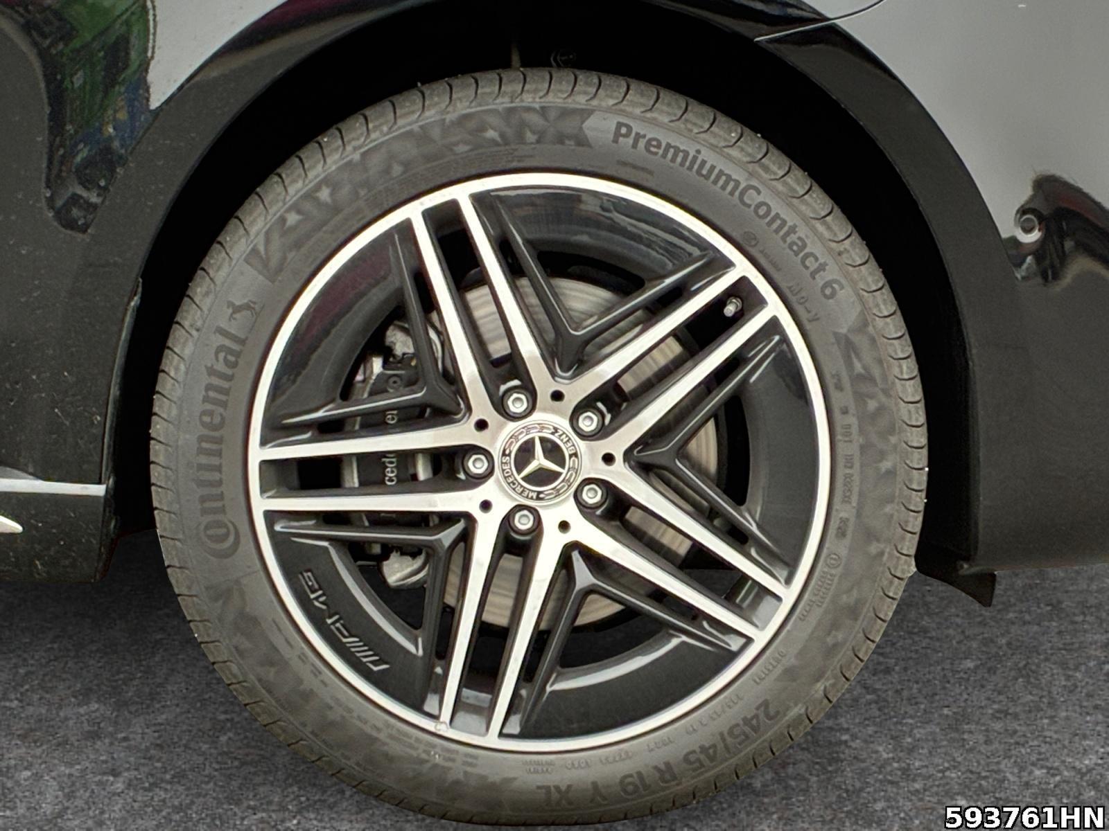 Fahrzeugabbildung Mercedes-Benz V 300 AVG/XXL 4MATIC AMG *8 SITZE*BURMESTER*UVM*