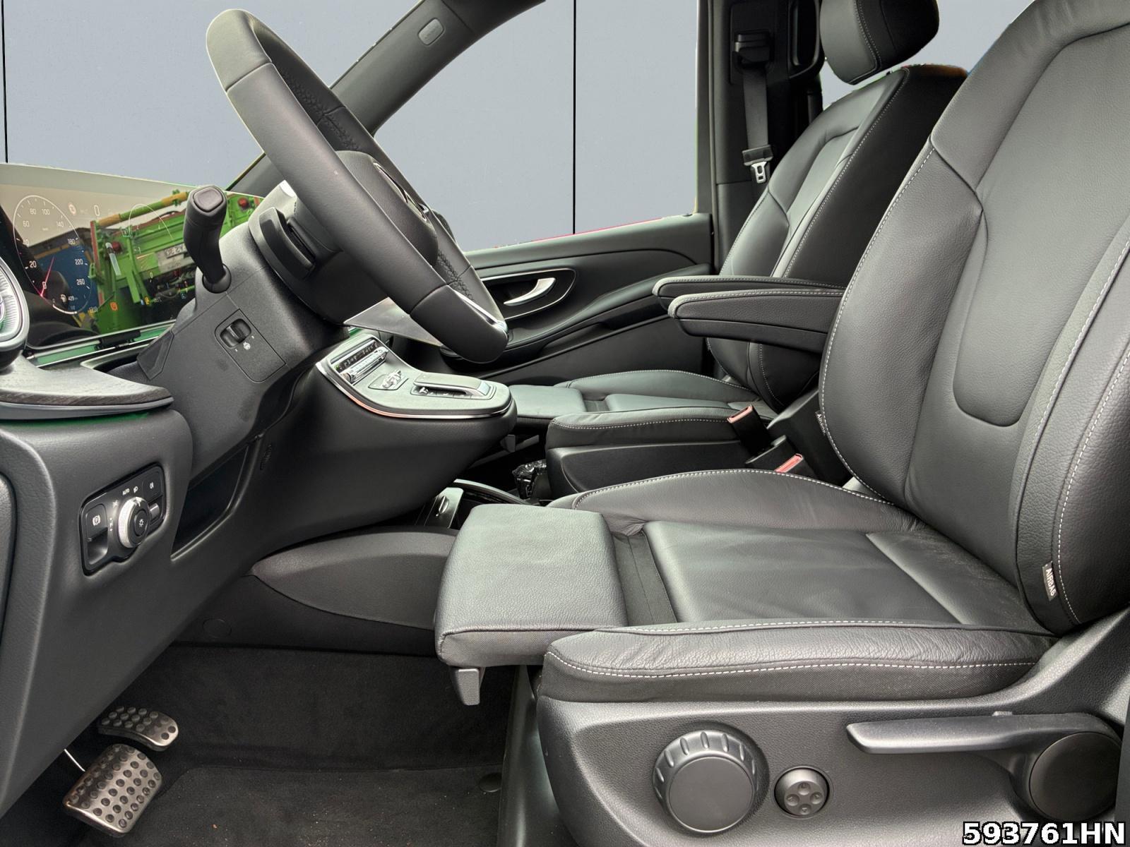 Fahrzeugabbildung Mercedes-Benz V 300 AVG/XXL 4MATIC AMG *8 SITZE*BURMESTER*UVM*