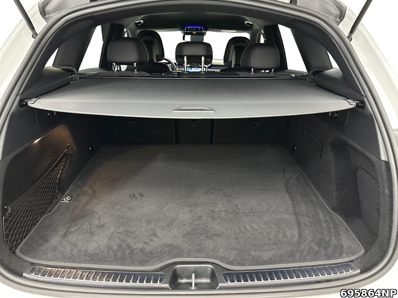Fahrzeugabbildung Mercedes-Benz GLC 300 d 4M AMG Night DIGITAL LIGHT DISTRONIC