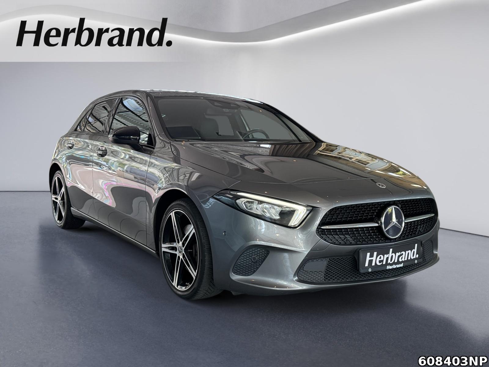 Fahrzeugabbildung Mercedes-Benz A 200 Progressive Burmester Kamera DAB+ Nightpa.