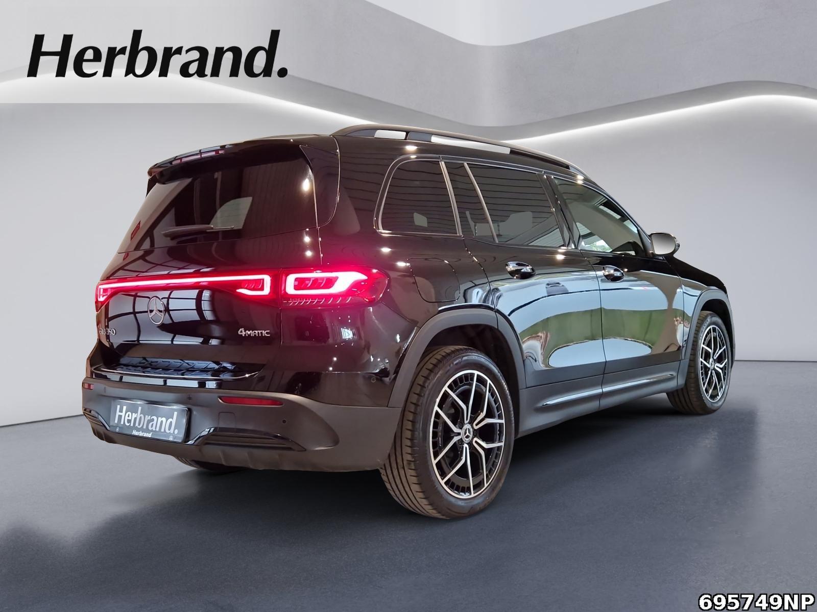 Fahrzeugabbildung Mercedes-Benz EQB 4M AMG Night DISTRONIC Pano Kamera