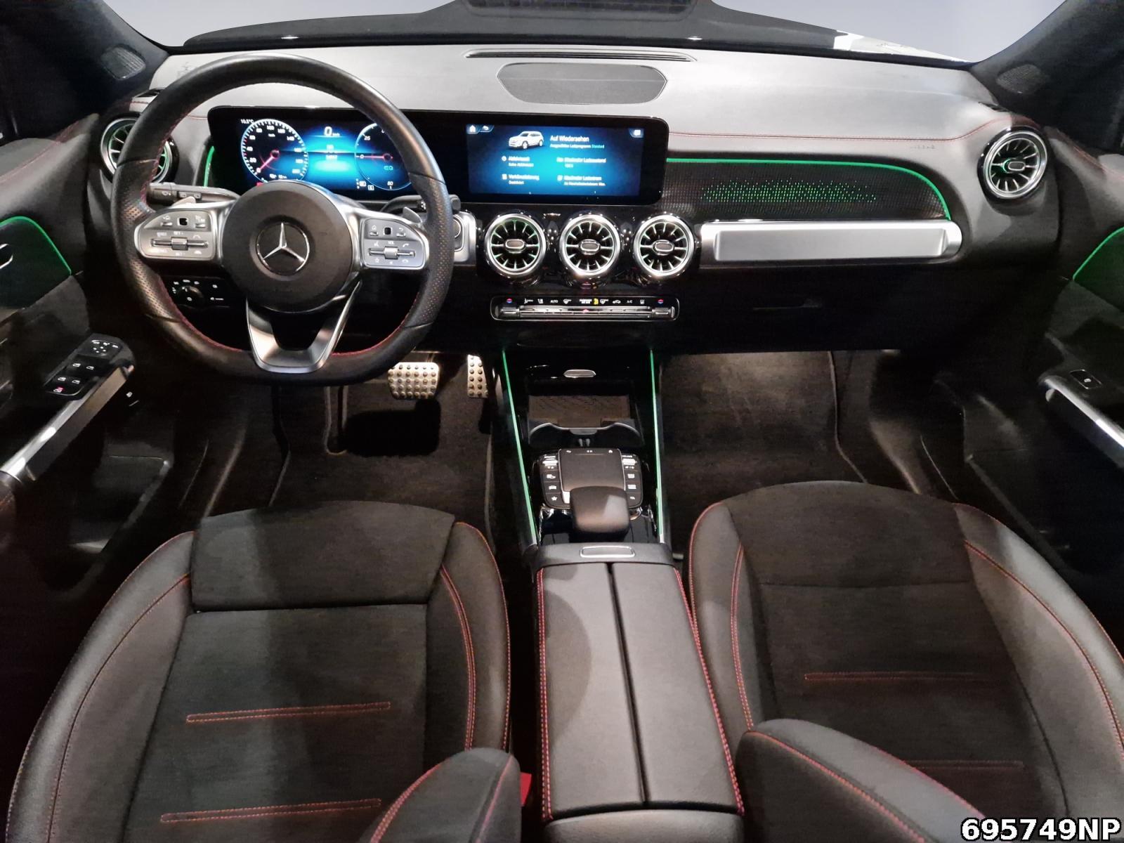 Fahrzeugabbildung Mercedes-Benz EQB 4M AMG Night DISTRONIC Pano Kamera
