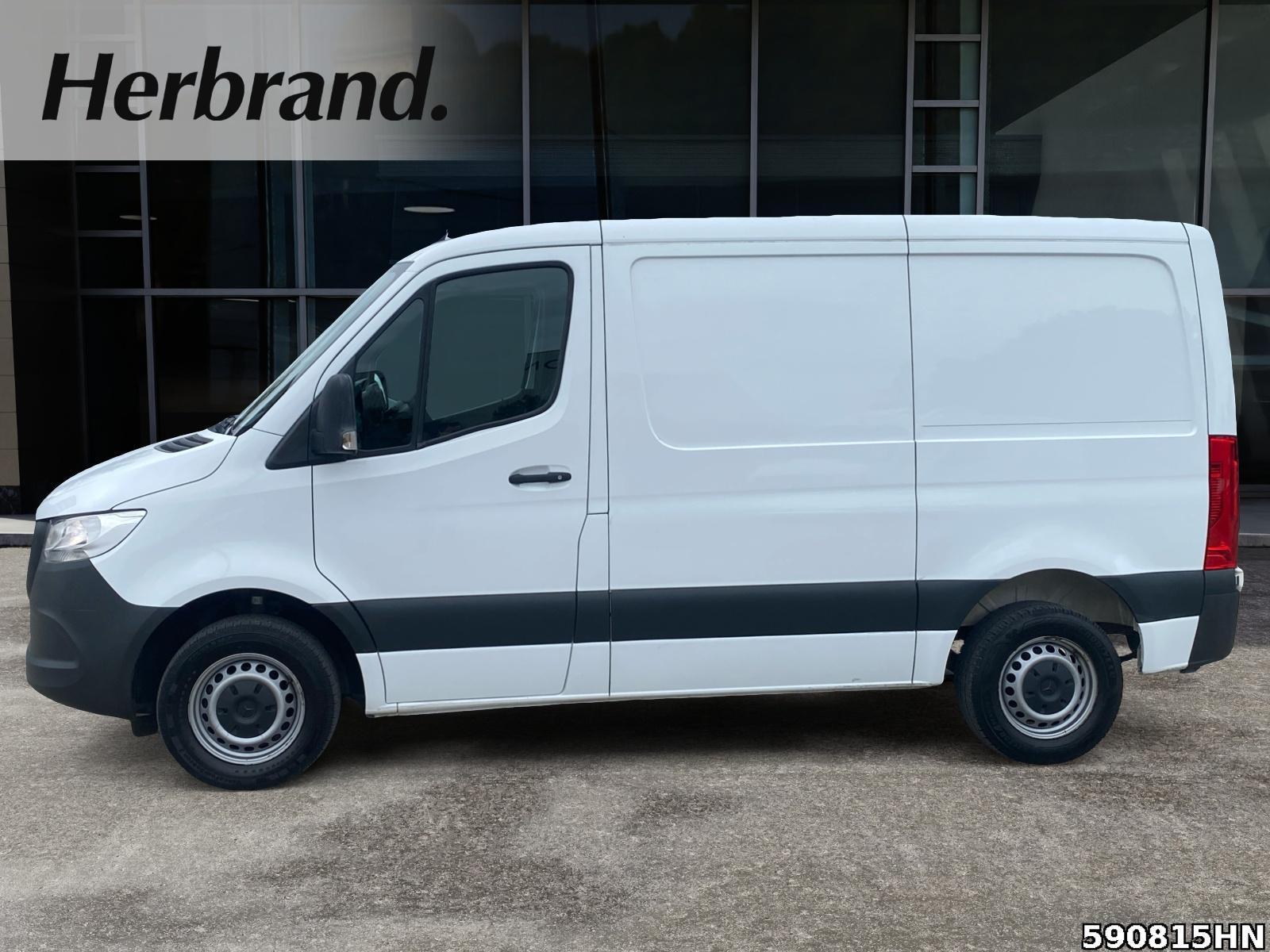 Fahrzeugabbildung Mercedes-Benz Sprinter 211 CDI **KLIMA**AHK**L1H1**3 SITZE**