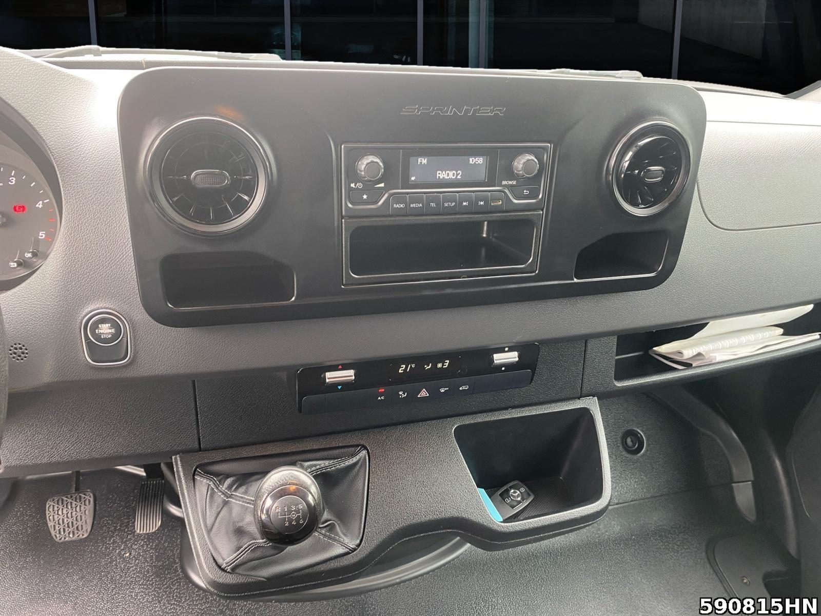 Fahrzeugabbildung Mercedes-Benz Sprinter 211 CDI **KLIMA**AHK**L1H1**3 SITZE**