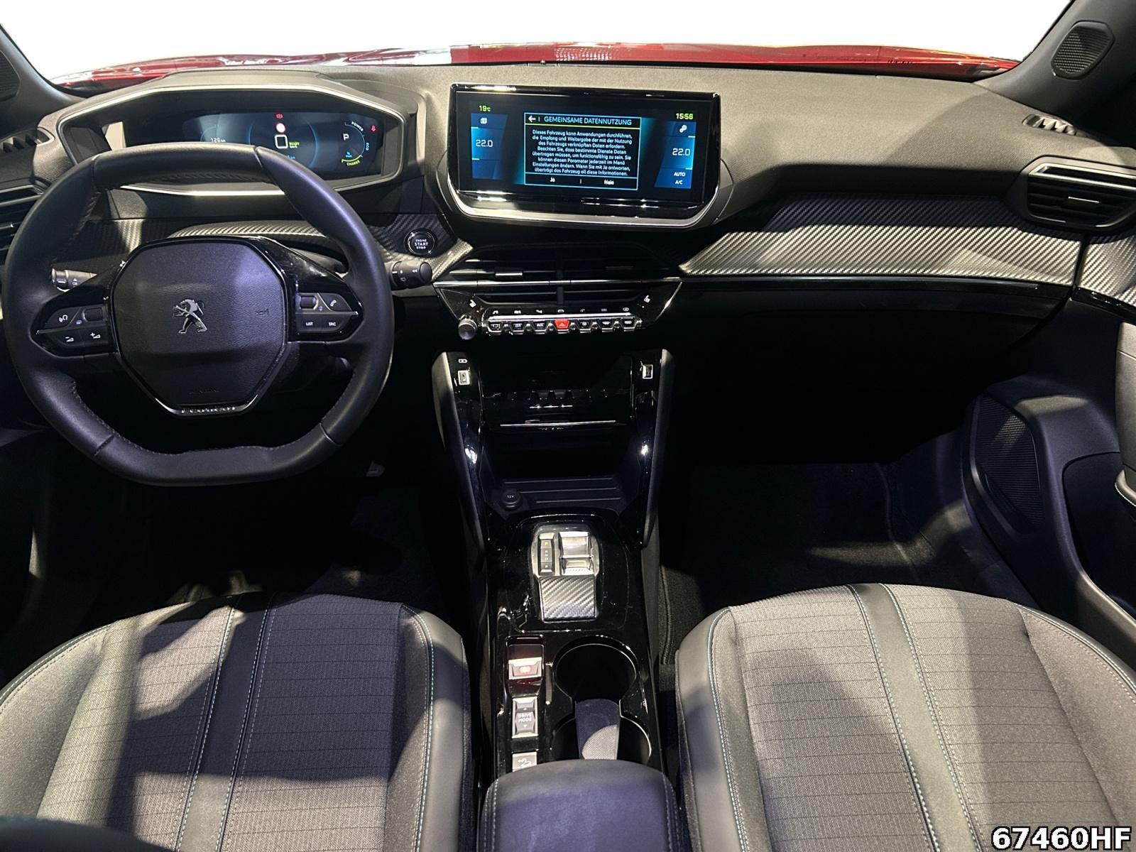 Fahrzeugabbildung Peugeot 2008 Neu Allure Pack 136PS *Navi*Sitzheizung*LED*