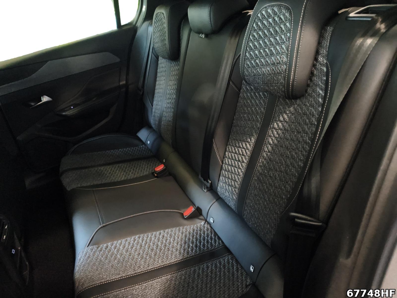 Fahrzeugabbildung Peugeot 308 ALLURE Elektromotor 156