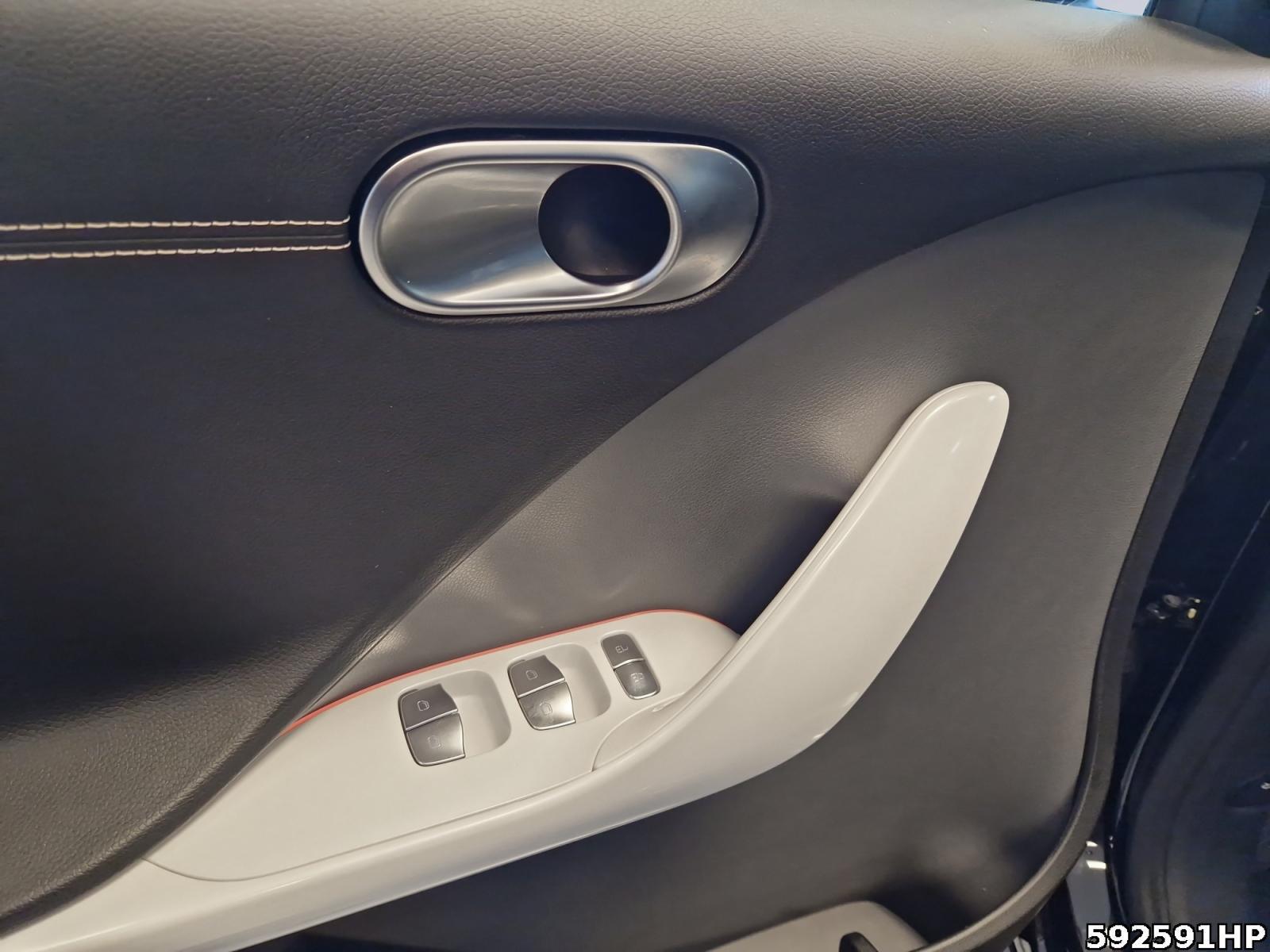 Fahrzeugabbildung Smart ONE Premium Pano Matrix-LED 360° Memory Keyless