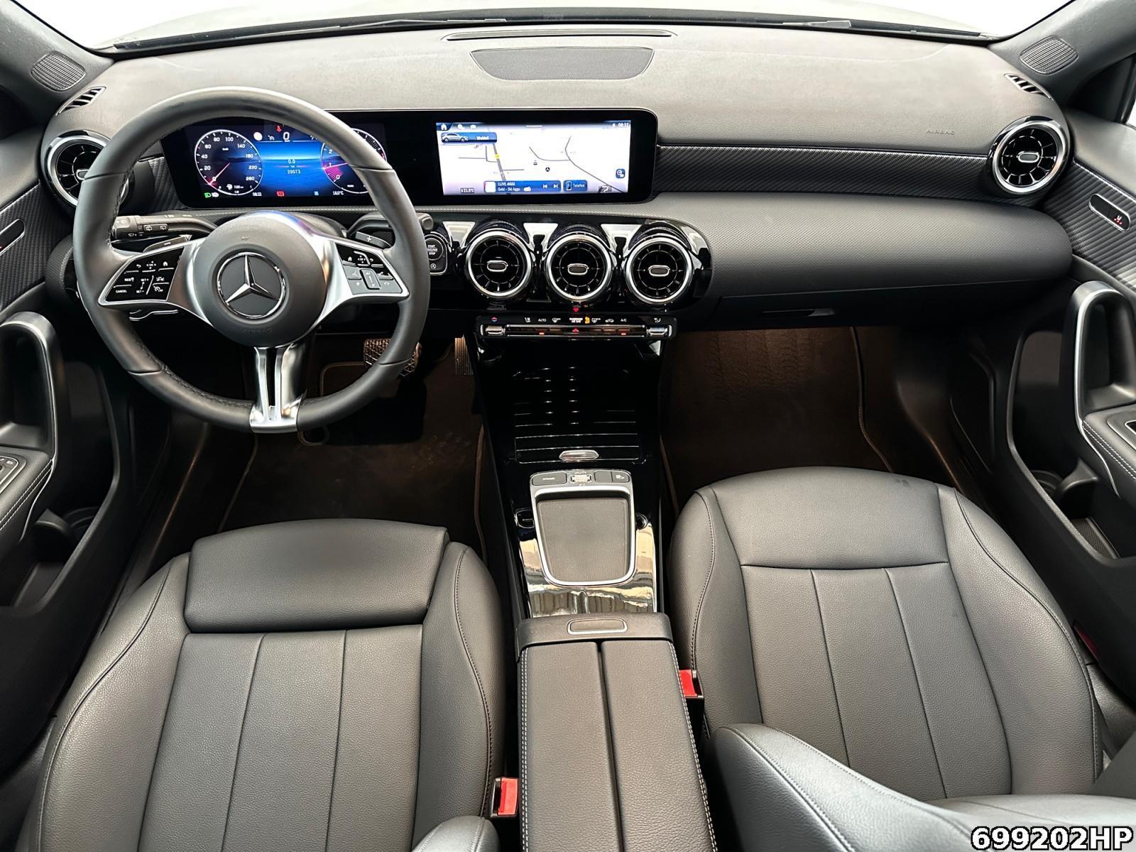 Fahrzeugabbildung Mercedes-Benz A 180 Progressive Volldigi. LED Navigation