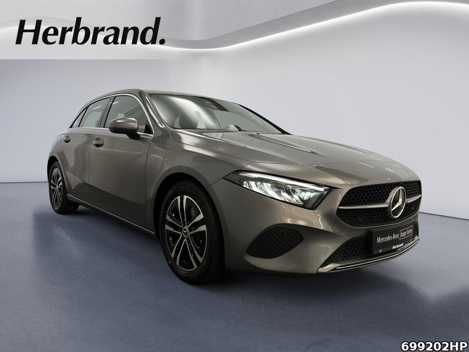 Fahrzeugabbildung Mercedes-Benz A 180 Progressive Volldigi. LED Navigation