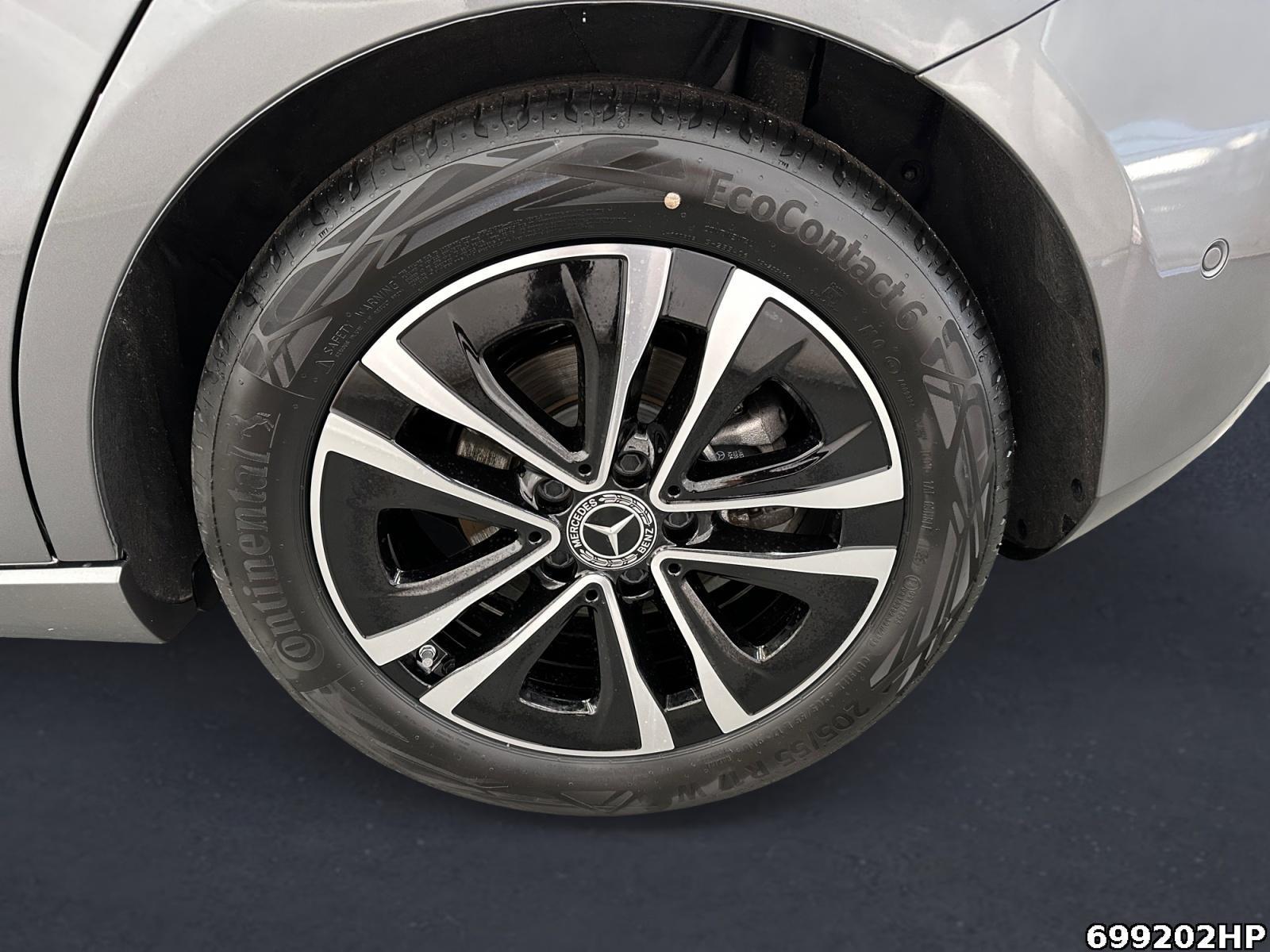 Fahrzeugabbildung Mercedes-Benz A 180 Progressive Volldigi. LED Navigation