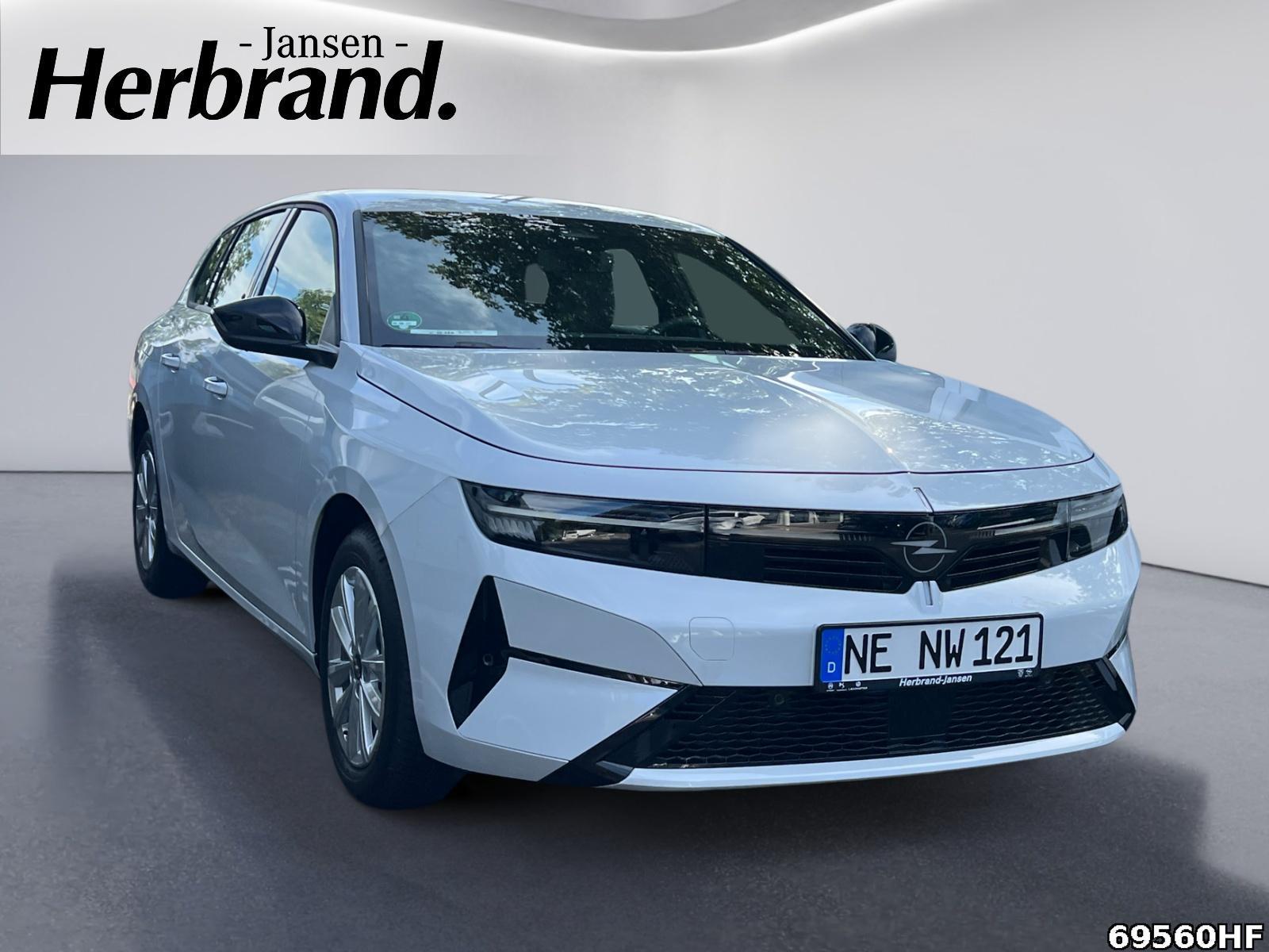 Fahrzeugabbildung Opel Astra ST Edition Hybrid 145 PS