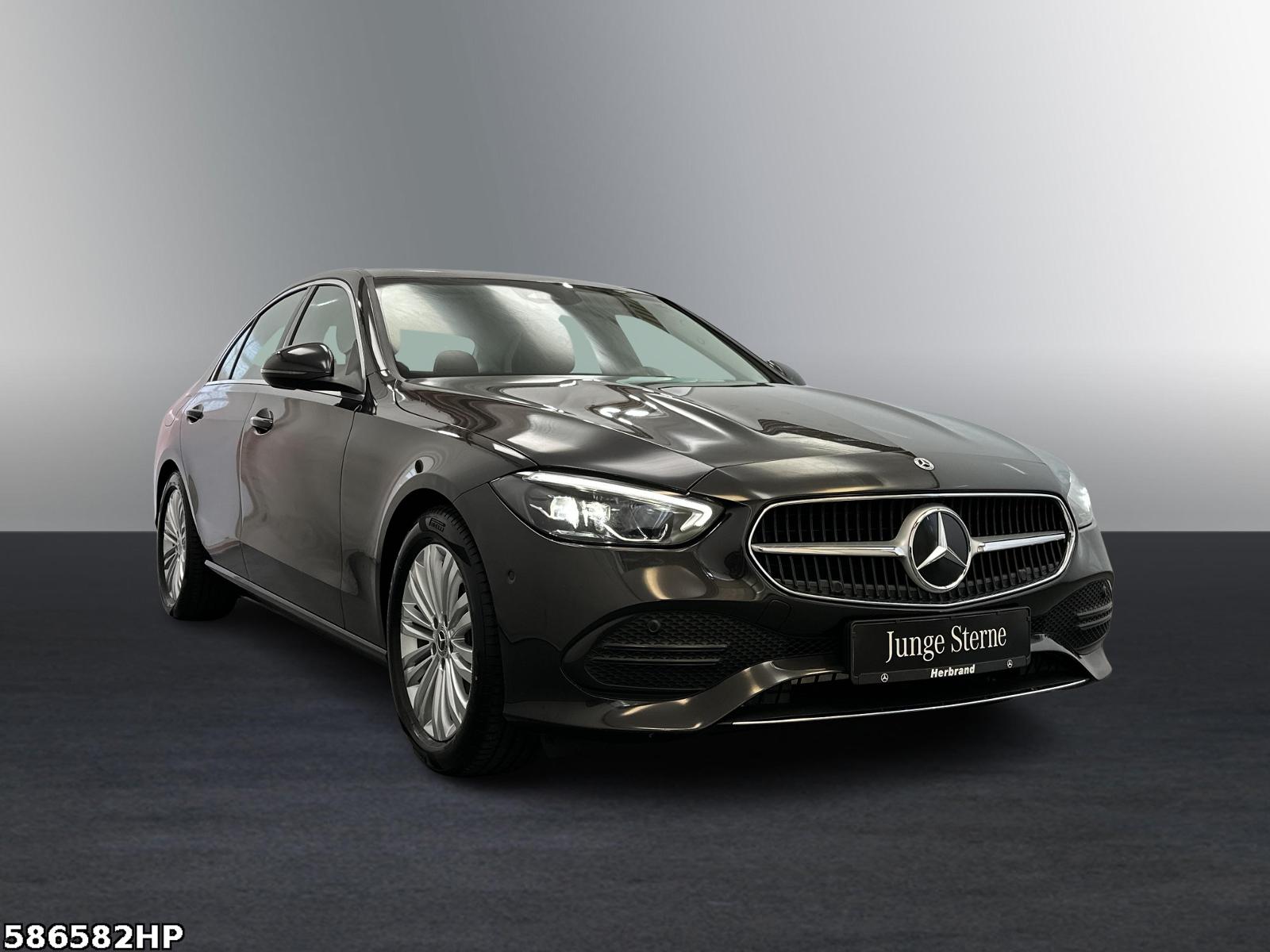 Fahrzeugabbildung Mercedes-Benz C 180 Avantgarde MemoryPaket Sitzhzg Parktronic