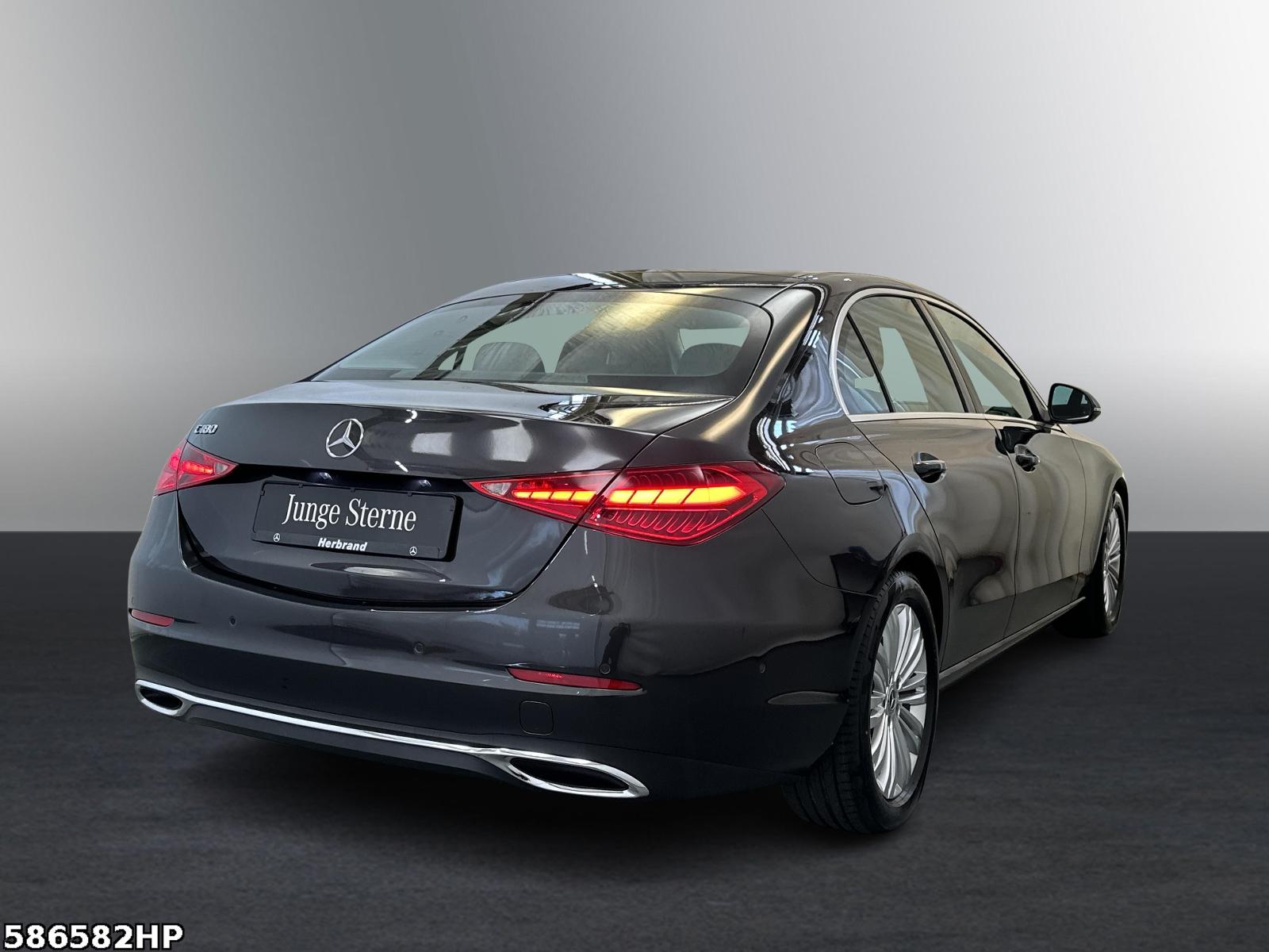 Fahrzeugabbildung Mercedes-Benz C 180 Avantgarde MemoryPaket Sitzhzg Parktronic