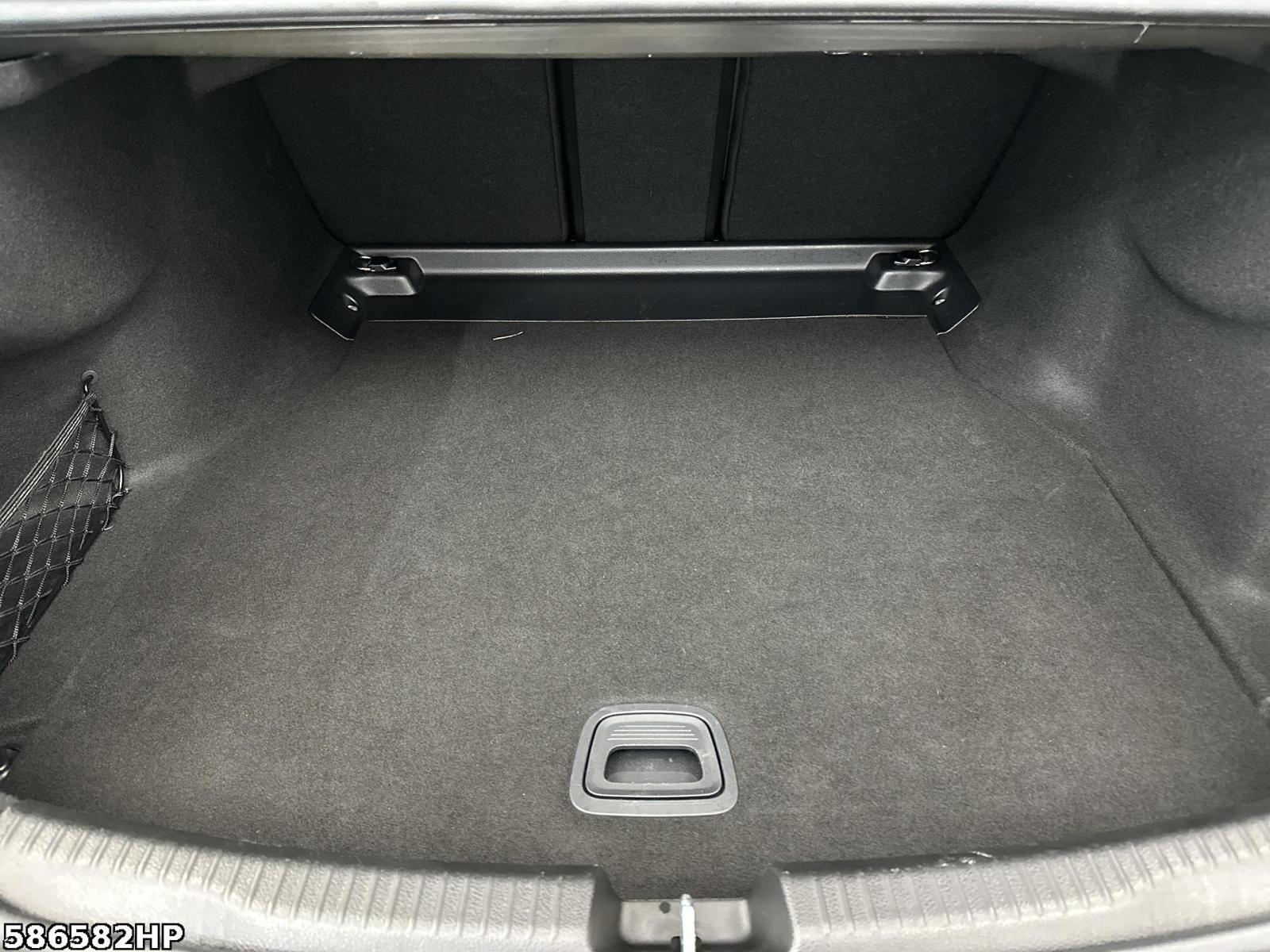Fahrzeugabbildung Mercedes-Benz C 180 Avantgarde MemoryPaket Sitzhzg Parktronic