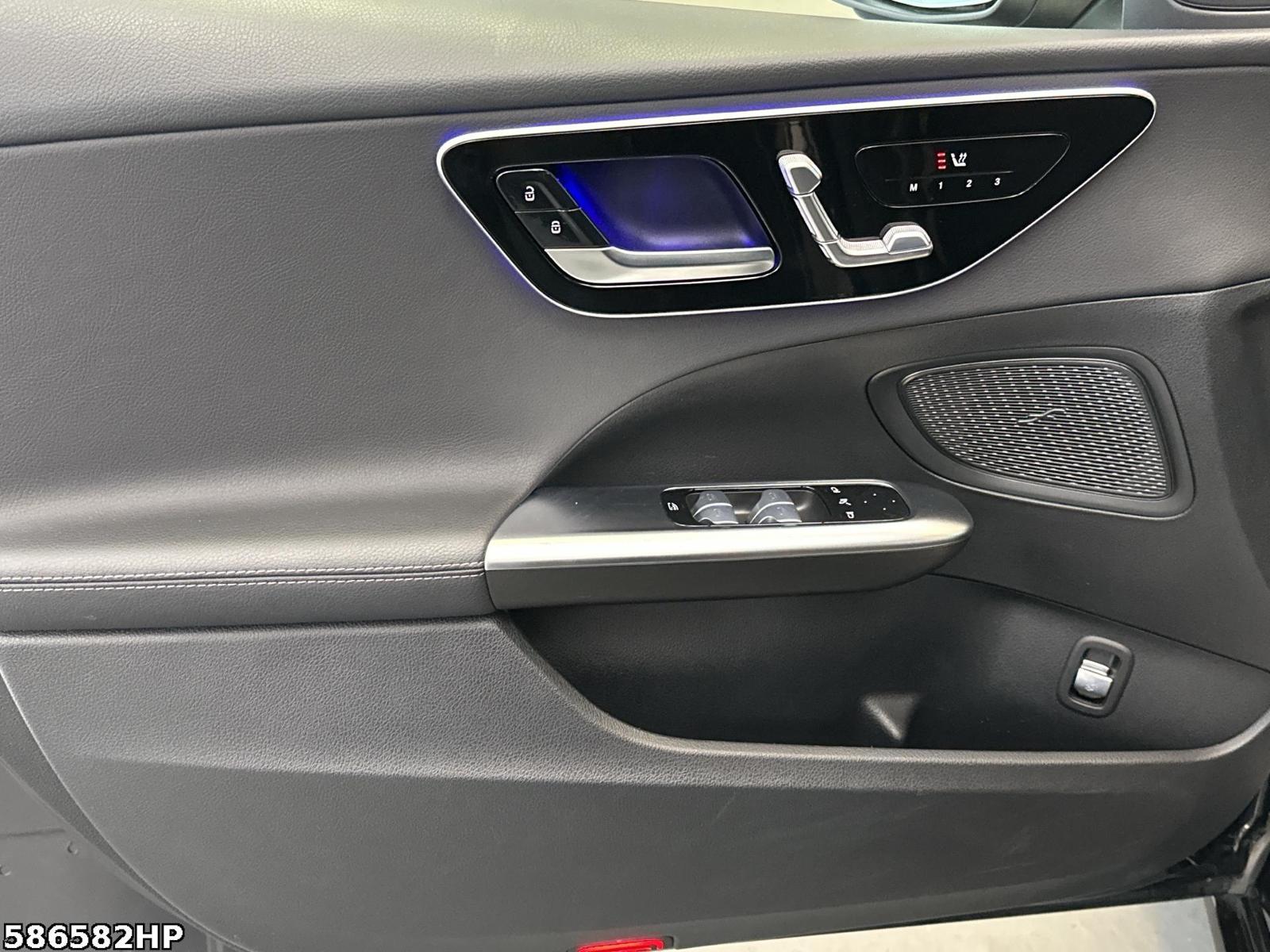 Fahrzeugabbildung Mercedes-Benz C 180 Avantgarde MemoryPaket Sitzhzg Parktronic