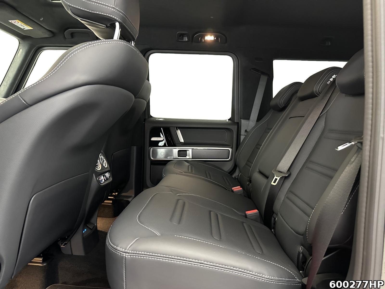 Fahrzeugabbildung Mercedes-Benz G 450 d +AMG+EXCLUSIVE+AHK+BURMESTER+SCHIEBEDACH