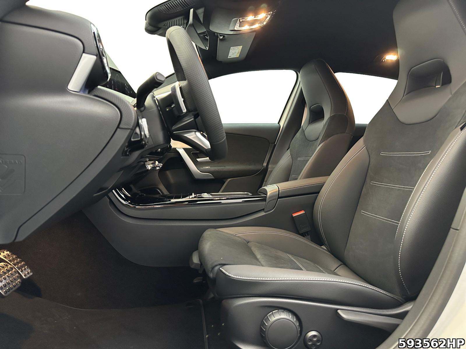 Fahrzeugabbildung Mercedes-Benz A 180 d Kompakt +AMG+NIGHT+MULTIBEAM+360°KAMERA+