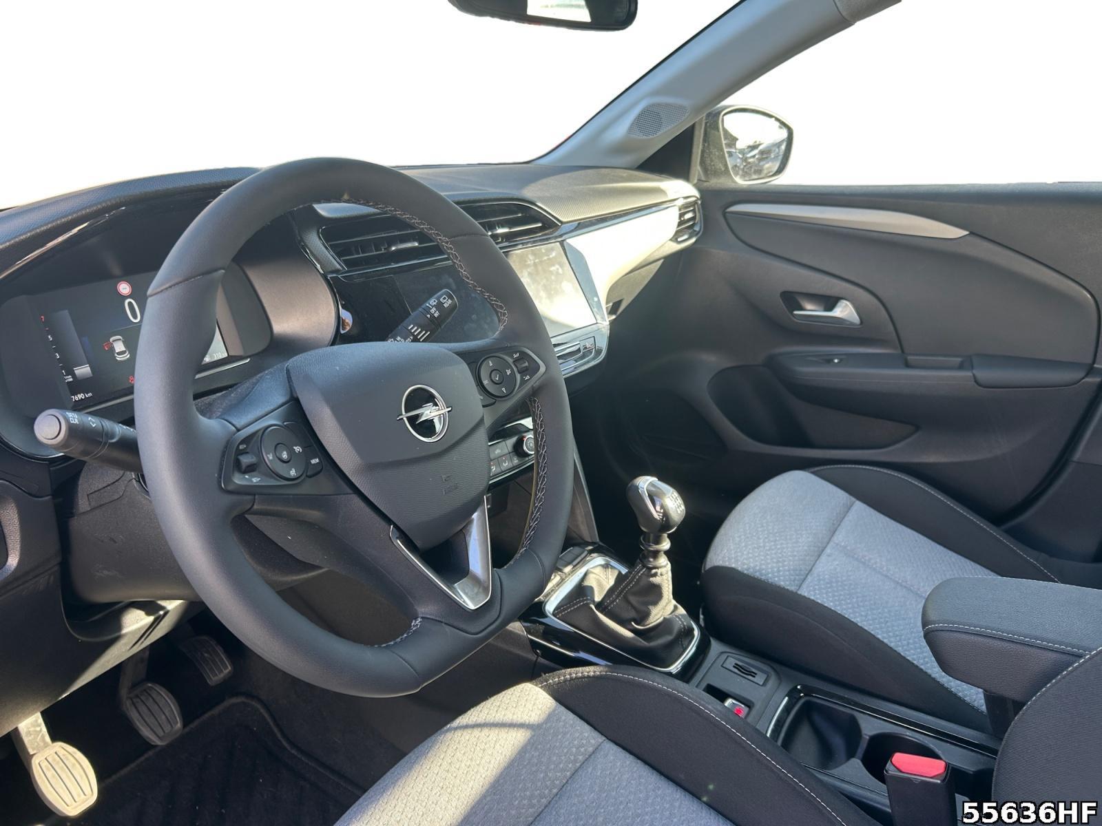 Fahrzeugabbildung Opel Corsa Edition 100 PS MT