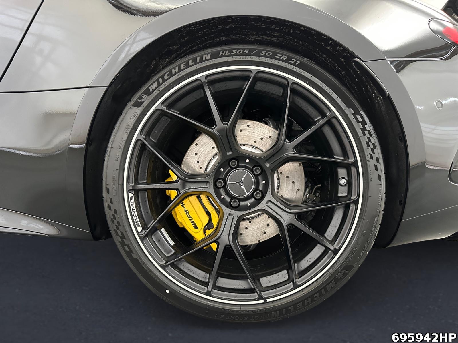 Fahrzeugabbildung Mercedes-Benz AMG GT 63 4MATIC+ +PREMIUM-PLUS+AMG-AERO-PAKET+