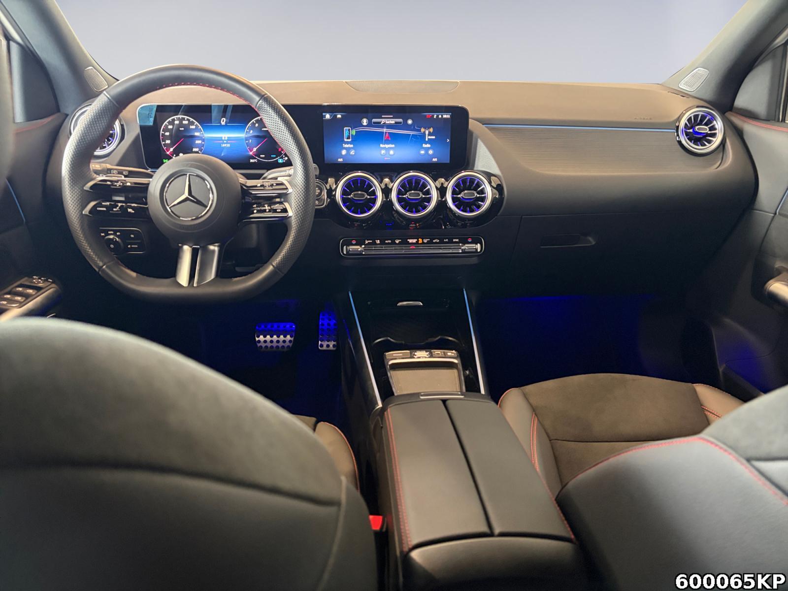 Fahrzeugabbildung Mercedes-Benz GLA 250 4M AMG Pano 360° Carplay Keyless Totw.
