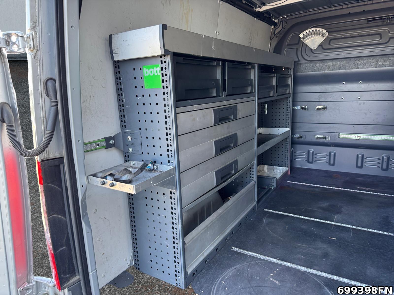 Fahrzeugabbildung Mercedes-Benz Sprinter 311 CDI Kasten Kompakt *MBUX*BOTT*220 V