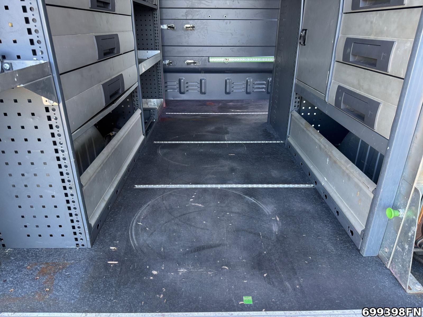 Fahrzeugabbildung Mercedes-Benz Sprinter 311 CDI Kasten Kompakt *MBUX*BOTT*220 V