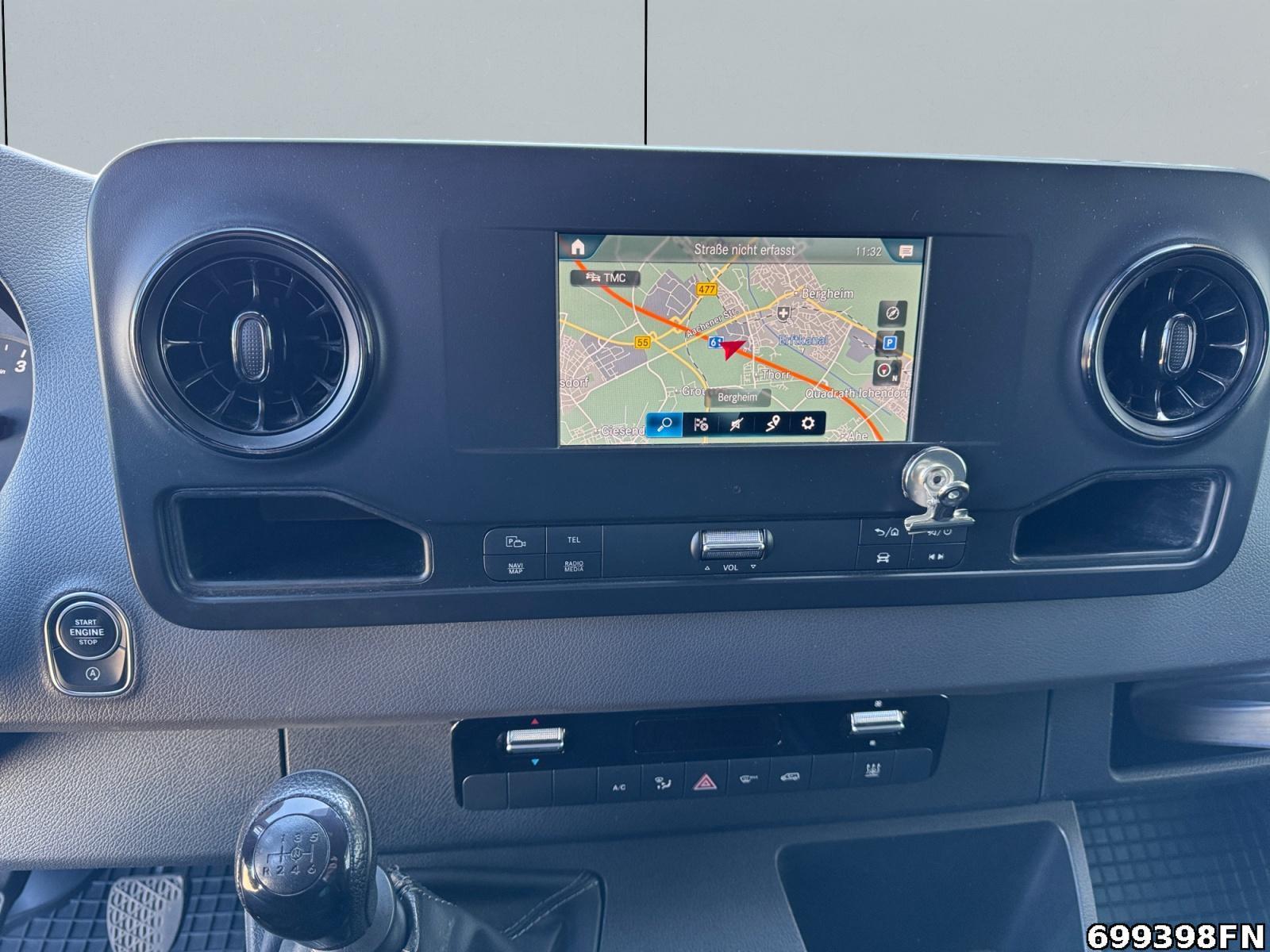 Fahrzeugabbildung Mercedes-Benz Sprinter 311 CDI Kasten Kompakt *MBUX*BOTT*220 V