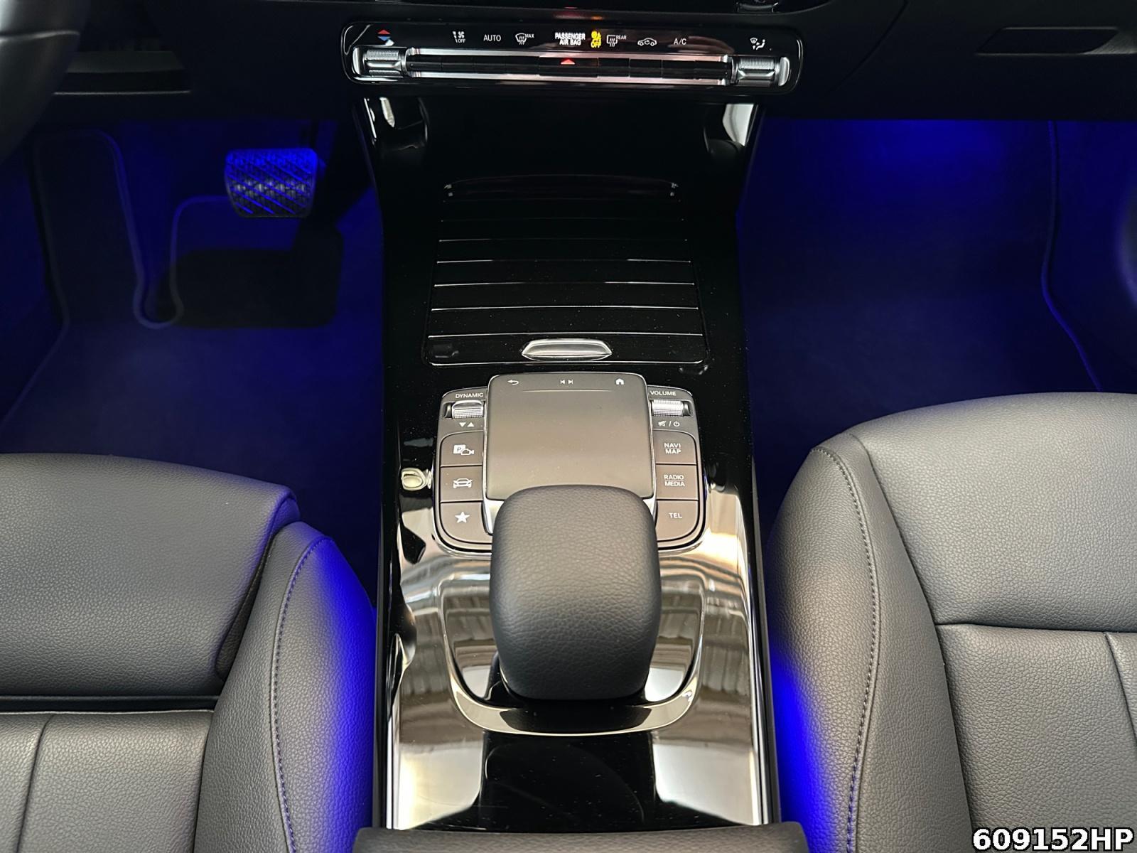 Fahrzeugabbildung Mercedes-Benz CLA 200 Shooting Brake Progressive CarPlay EASY-PACK SHZ LED
