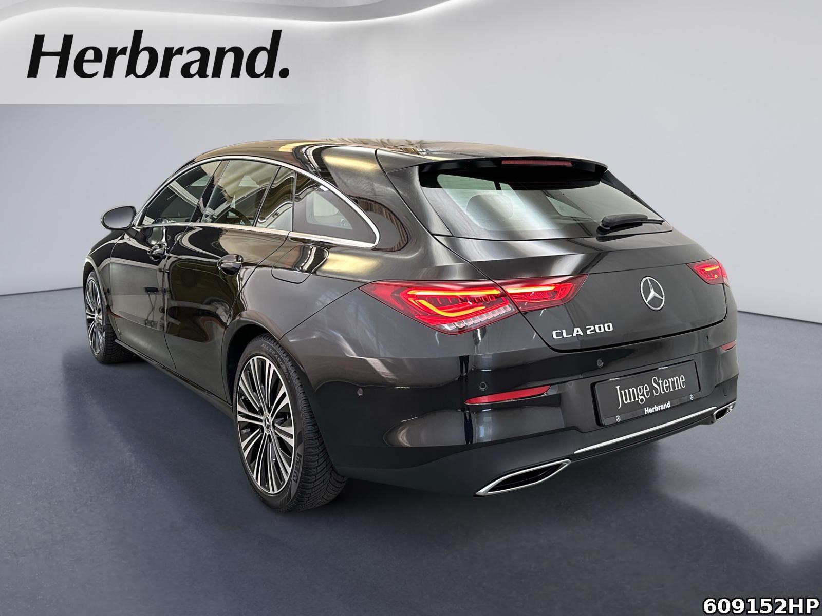 Fahrzeugabbildung Mercedes-Benz CLA 200 Shooting Brake Progressive CarPlay EASY-PACK SHZ LED