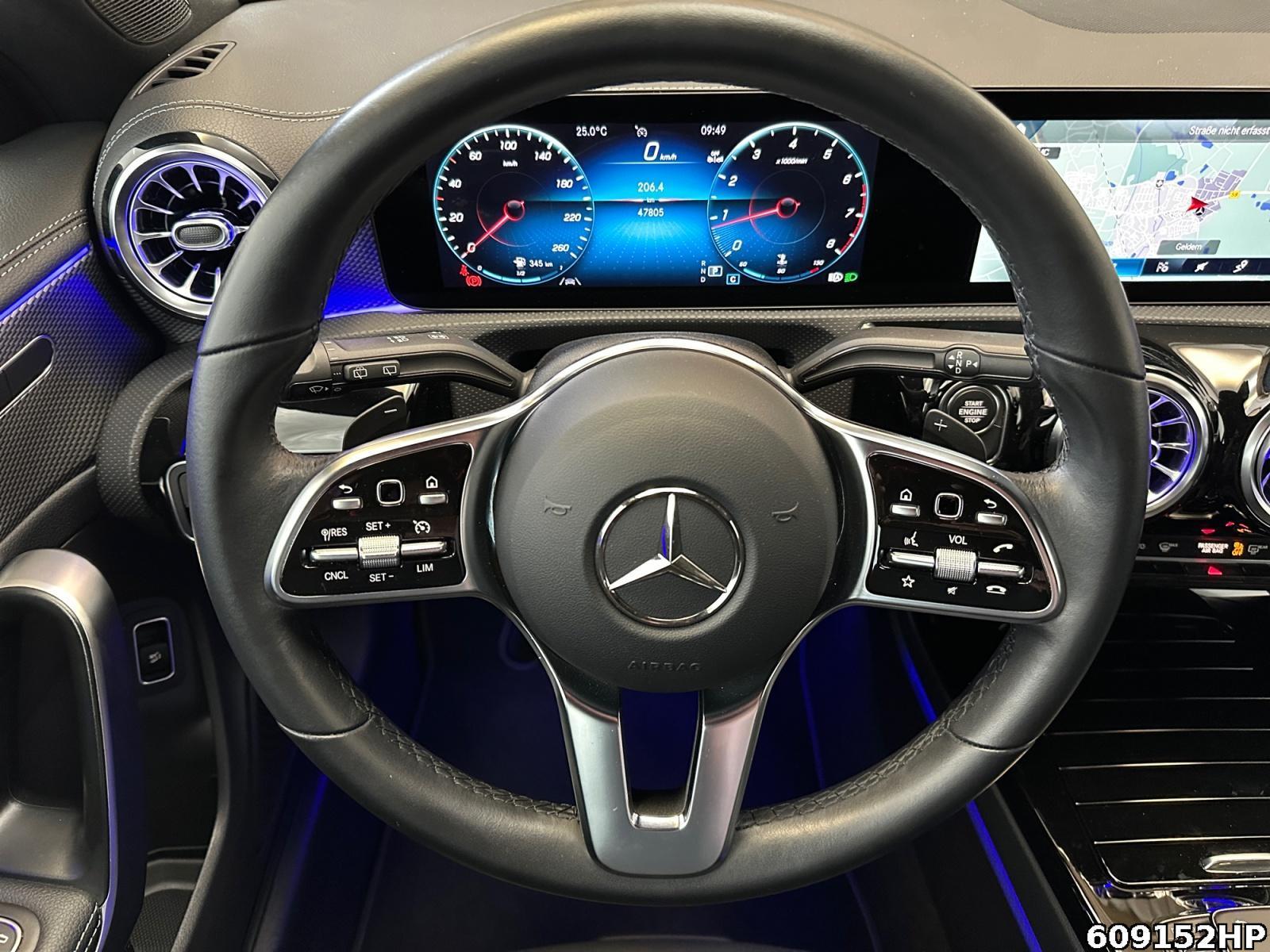 Fahrzeugabbildung Mercedes-Benz CLA 200 Shooting Brake Progressive CarPlay EASY-PACK SHZ LED