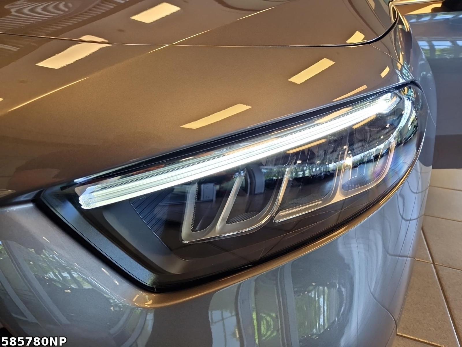 Fahrzeugabbildung Mercedes-Benz A 180 AMG Premium 360° Carplay Soundsystem LED