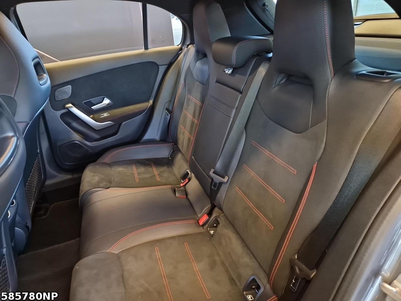 Fahrzeugabbildung Mercedes-Benz A 180 AMG Premium 360° Carplay Soundsystem LED